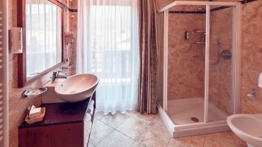 Bagno-hotel-adler-andalo