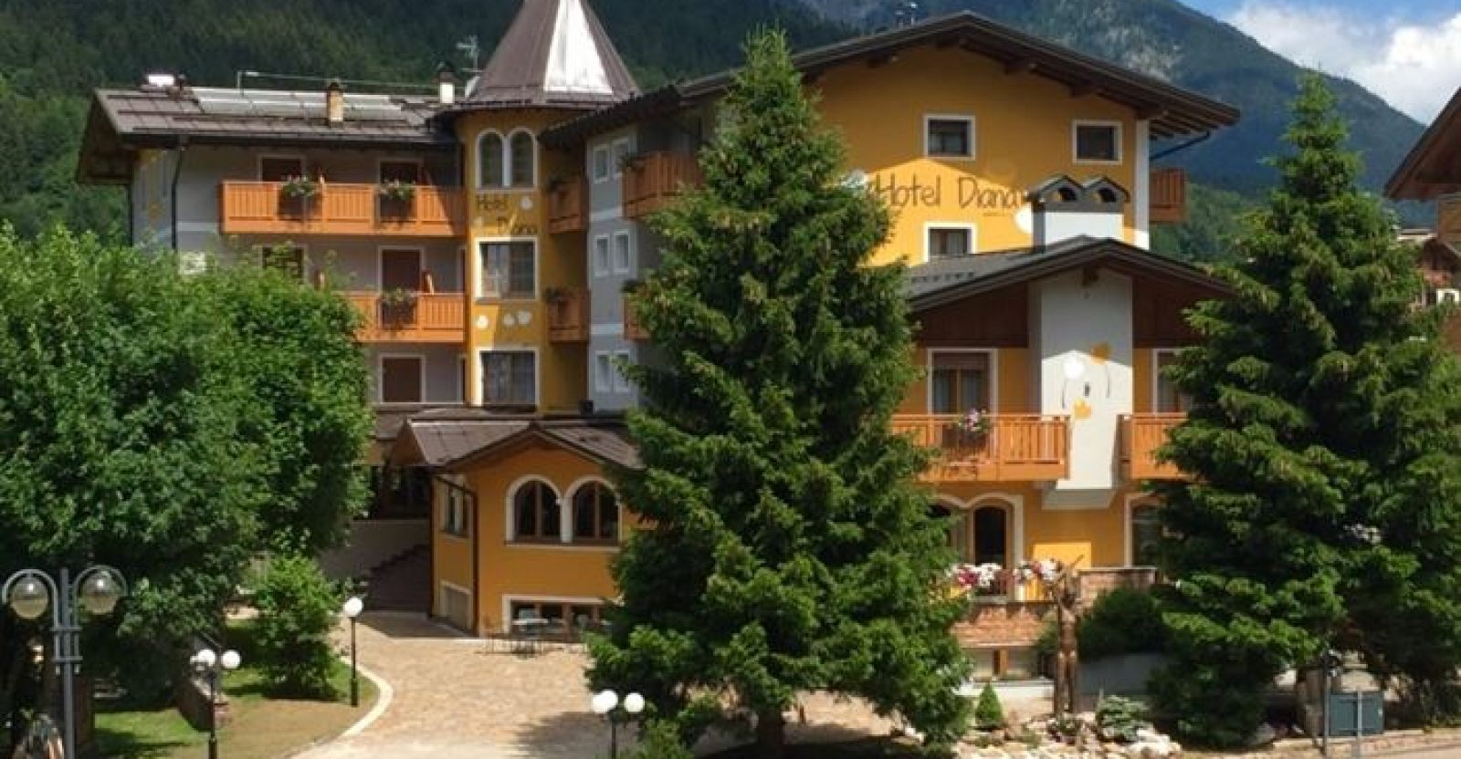 la tana dell ermellino andalo