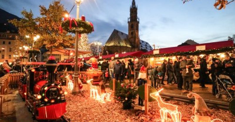 Addobbi Natalizi Tedeschi.Mercatini Di Natale I Migliori Mercatini Per Lo Shopping Natalizio